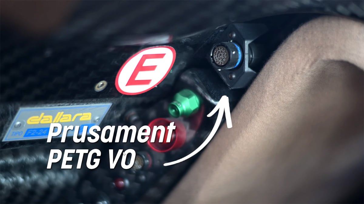 Self-extinguishing 3D printed part in the Formula 2 cockpit