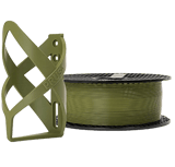 Une bobine de Prusament ASA Olive Green à côté d'un porte-bouteille imprimé