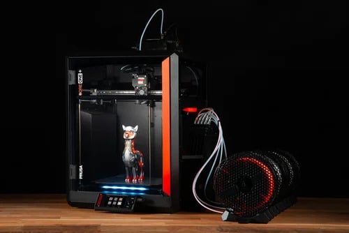Tvořte krásné pětibarevné modely s příslušenstvím MMU3. Je rychlé a produkuje minimum odpadu.