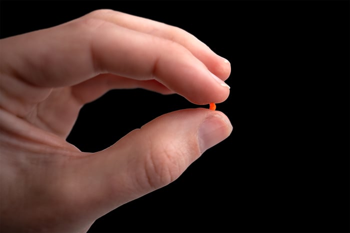 The tiny bead of plastic left behind by one INDX color change