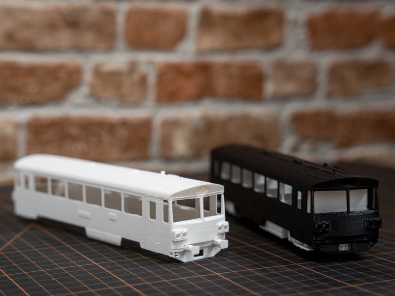 H0 trains
